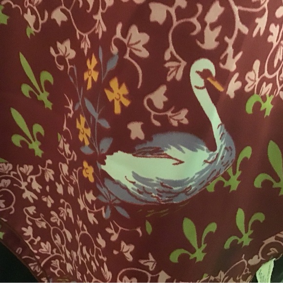 Vintage swan print scarf - Picture 1 of 4